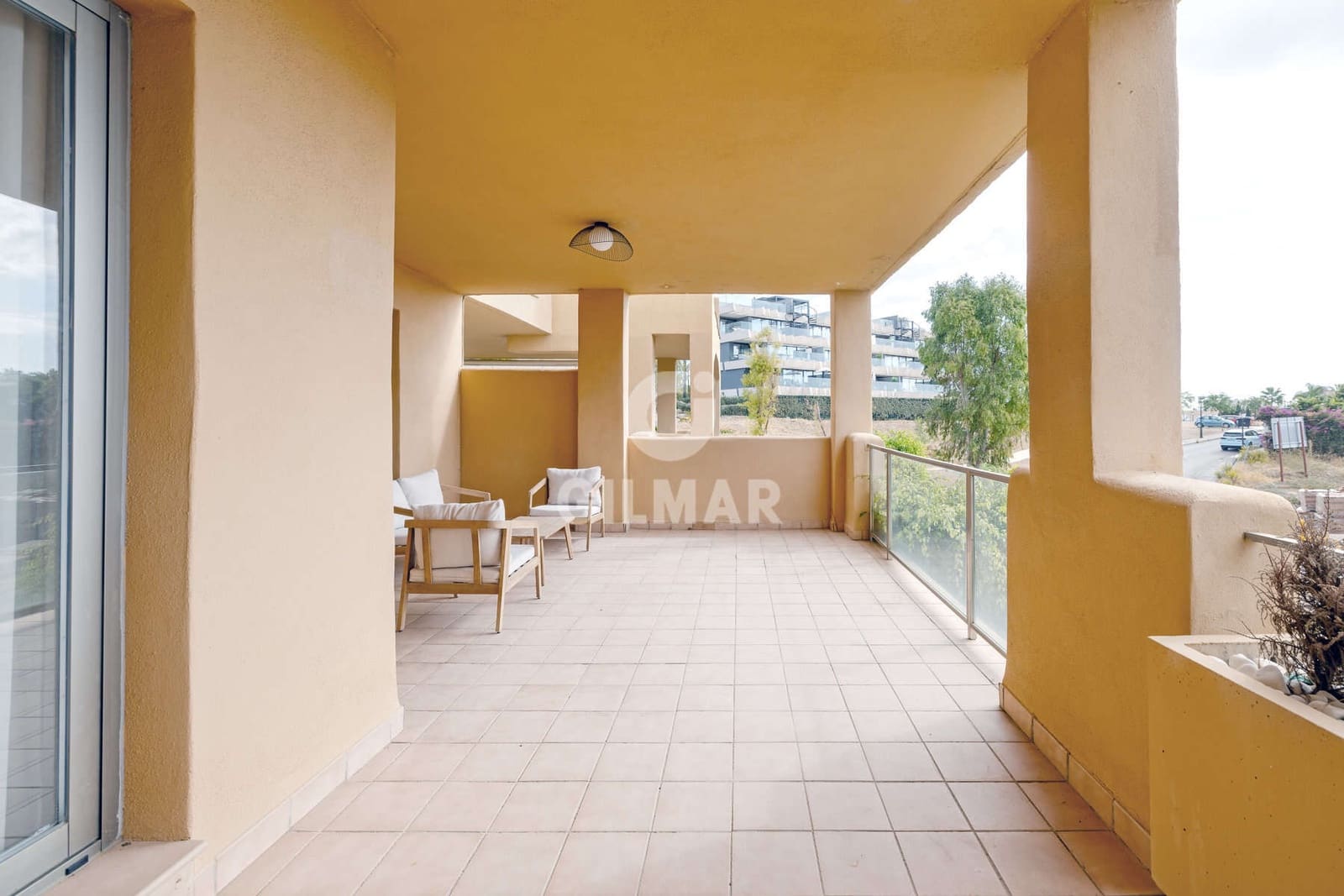 2 soveværelse Lejlighed til salg i Estepona med swimmingpool garage - € 435.000 (Ref: 9329808)