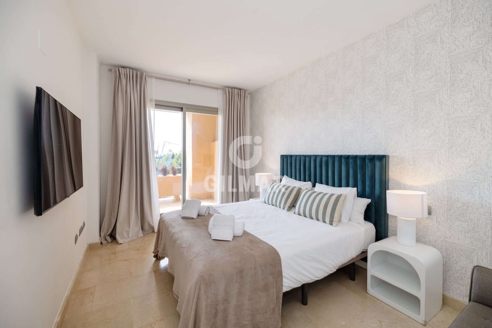 2 soveværelse Lejlighed til salg i Estepona med swimmingpool garage - € 435.000 (Ref: 9329808)