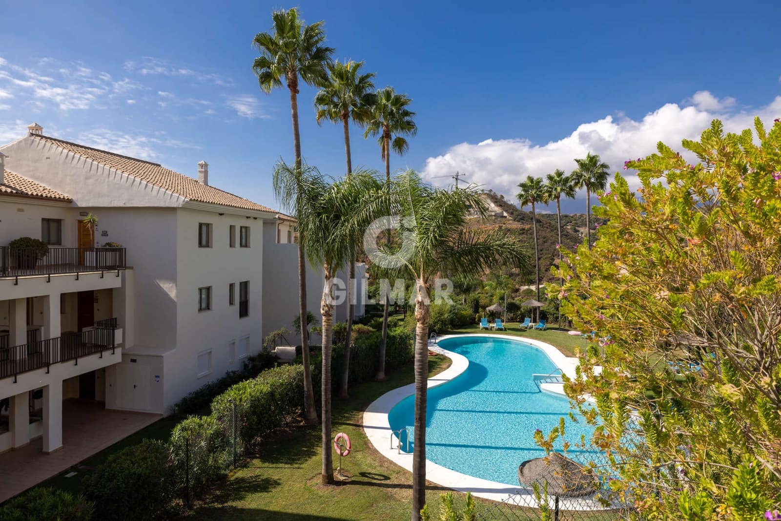 2 soveværelse Lejlighed til salg i Estepona med swimmingpool garage - € 435.000 (Ref: 9329808)