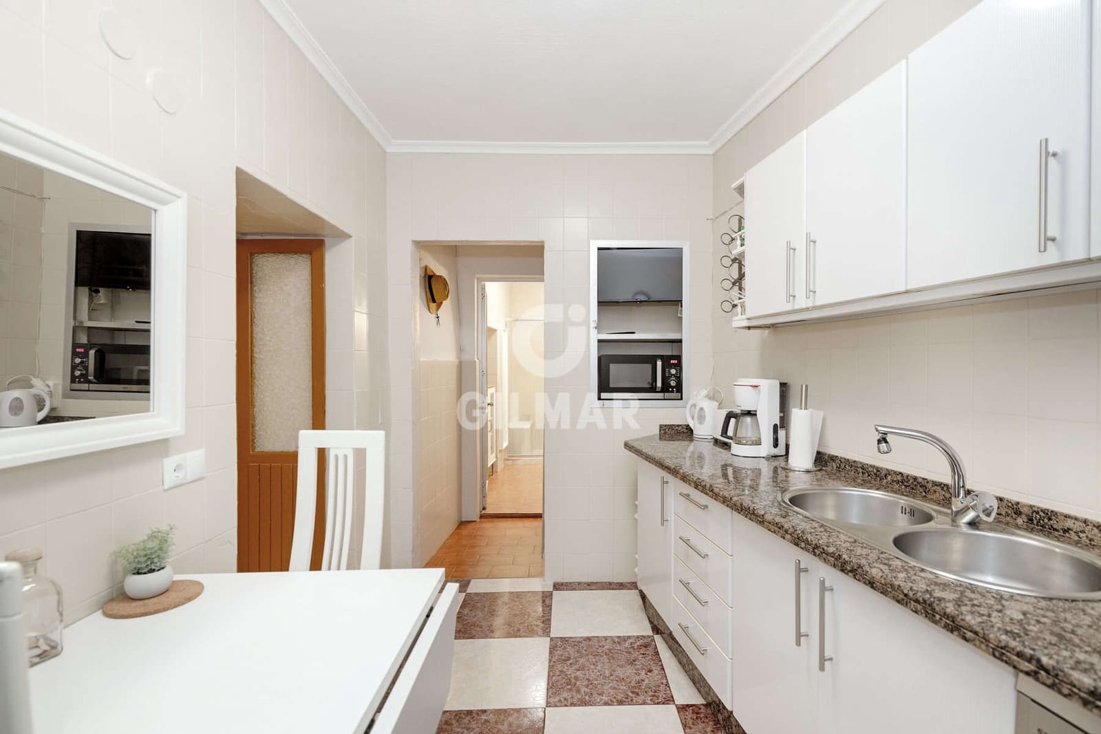 2 soverom Kjedet enebolig til salgs i Estepona - € 475 000 (Ref: 9335301)