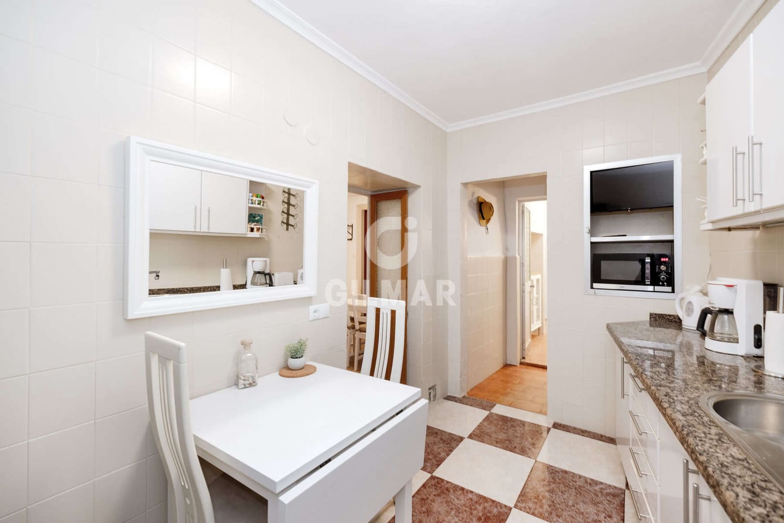 2 soverom Kjedet enebolig til salgs i Estepona - € 475 000 (Ref: 9335301)