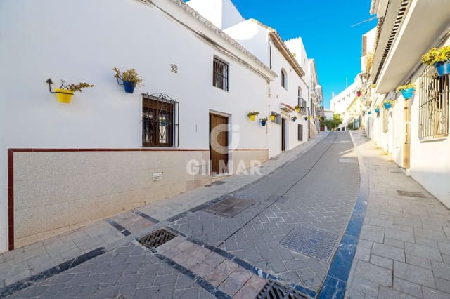 2 soverom Kjedet enebolig til salgs i Centro, Estepona - € 475 000 (Ref: 9335301)