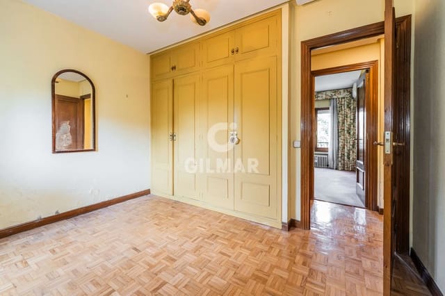 4 soverom Leilighet til salgs i Nueva España, Madrid by med svømmebasseng garasje - € 1 795 000 (Ref: 9335650)