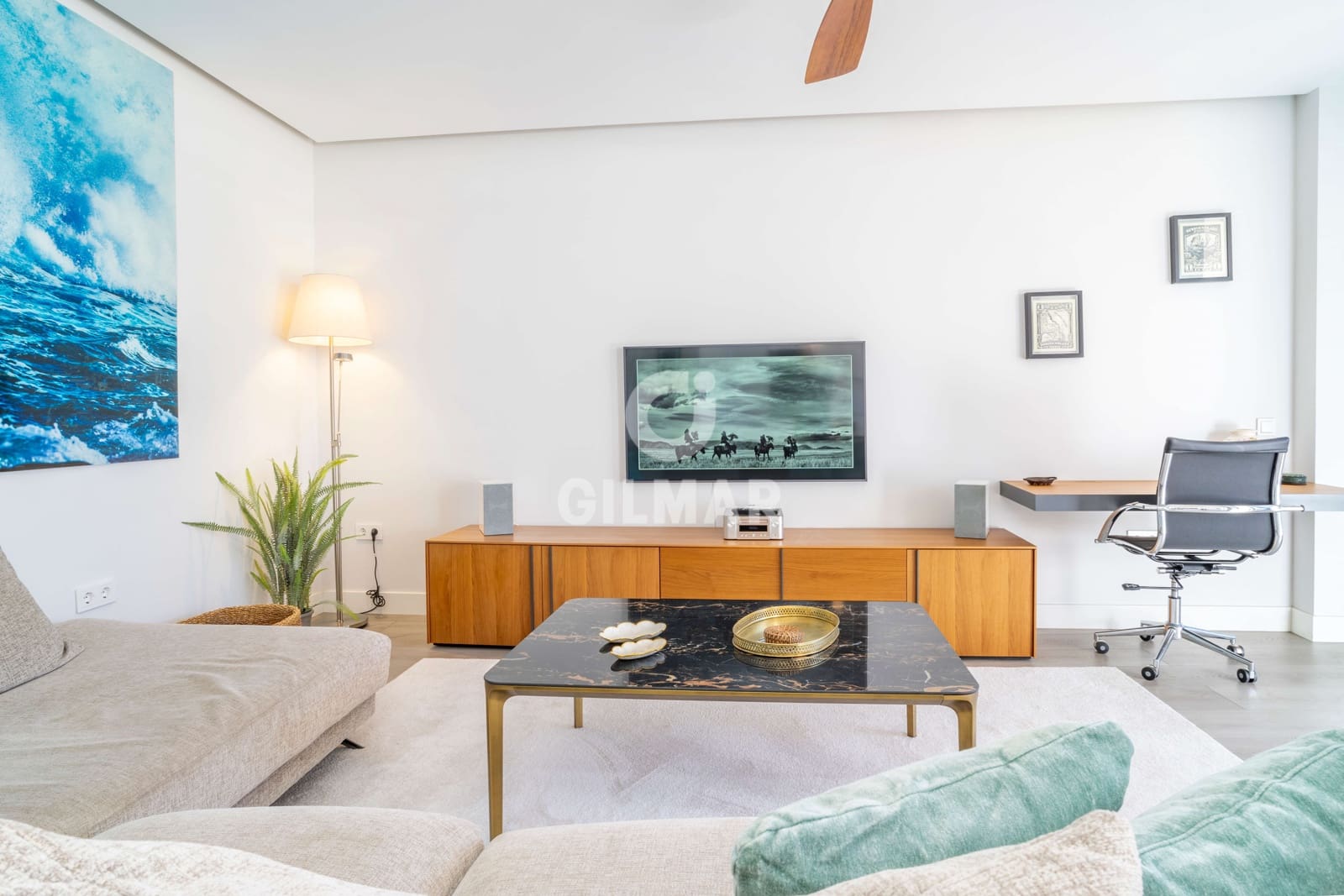 2 bedroom Flat for sale in Estepona with pool garage - € 795,000 (Ref: 9341622)