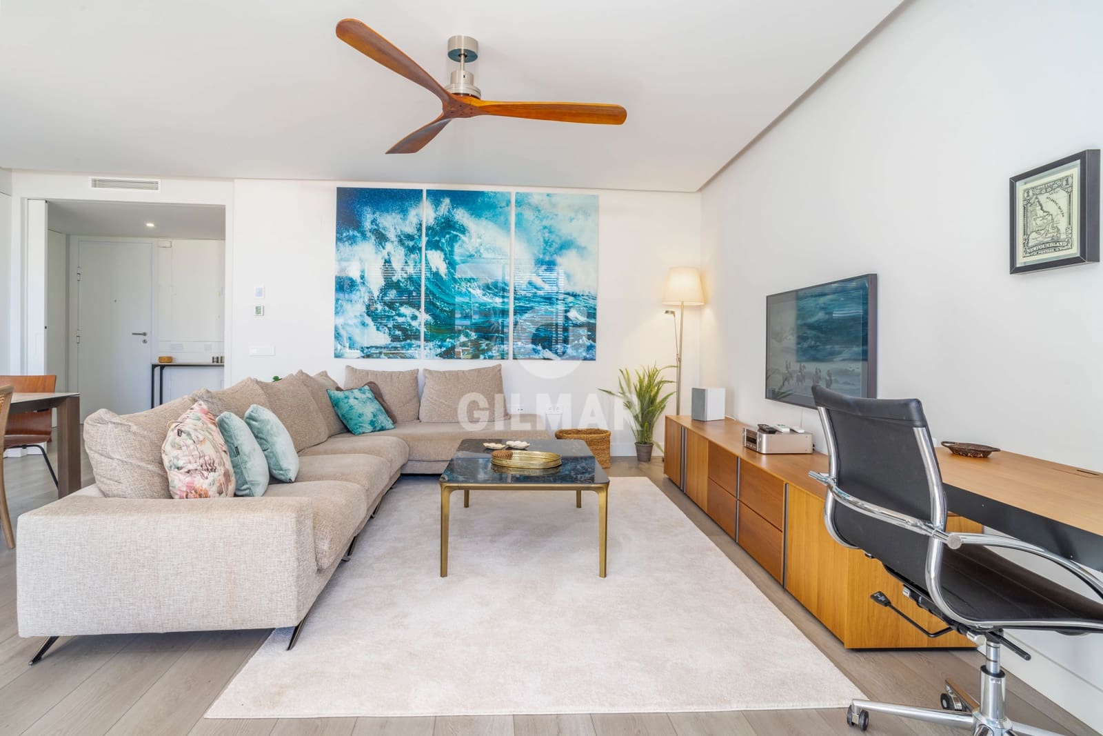 2 bedroom Flat for sale in Estepona with pool garage - € 795,000 (Ref: 9341622)