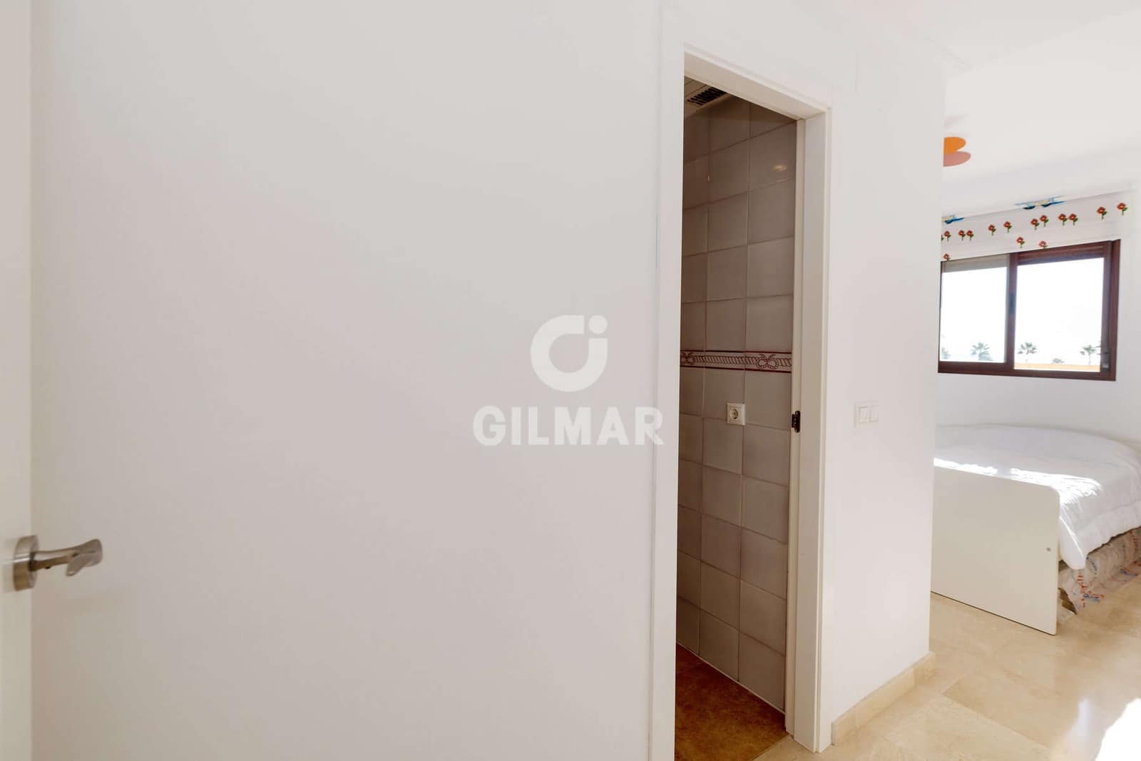 3 slaapkamer Penthouse te koop in Casares met zwembad garage - € 380.000 (Ref: 9343487)