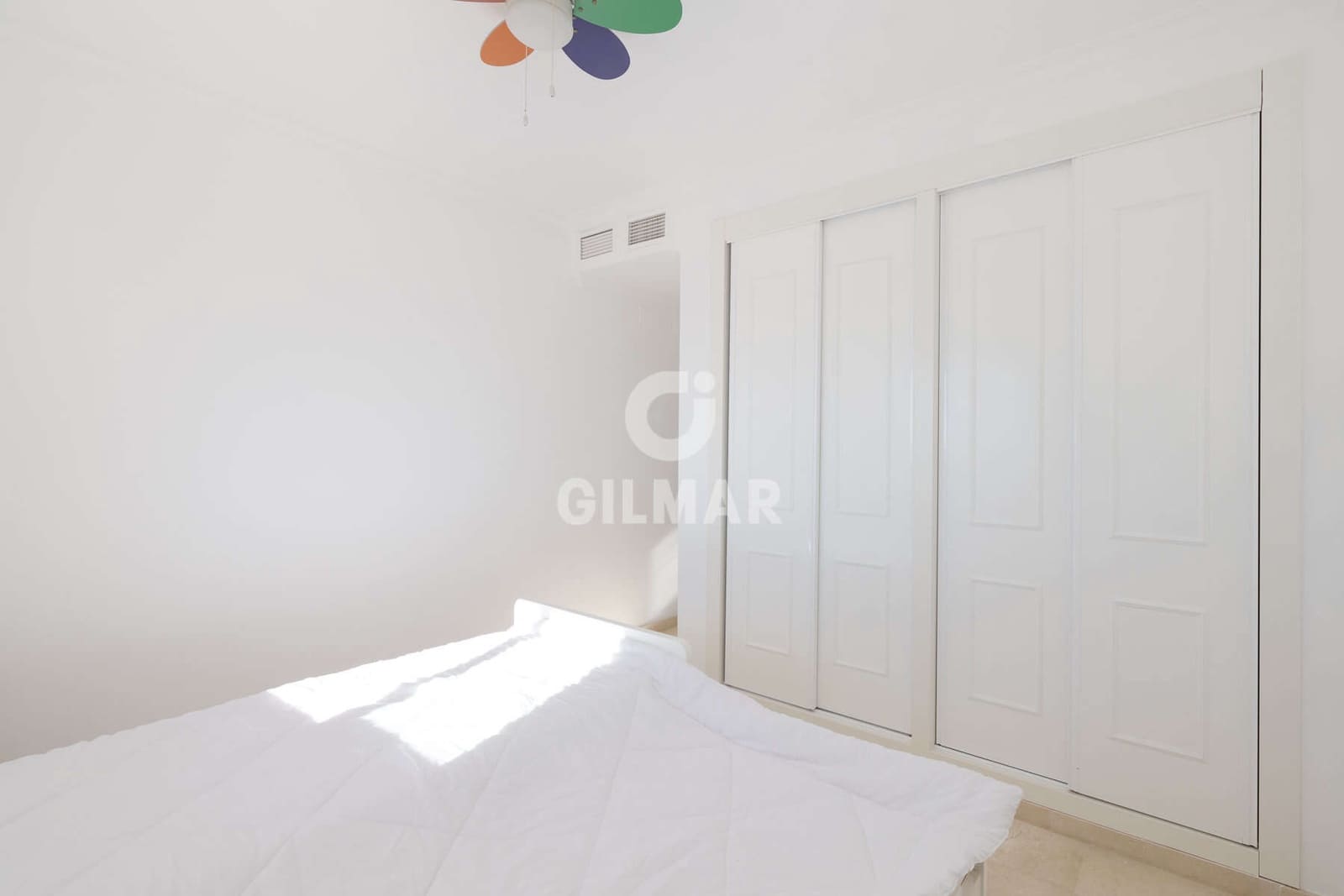 3 slaapkamer Penthouse te koop in Casares met zwembad garage - € 380.000 (Ref: 9343487)