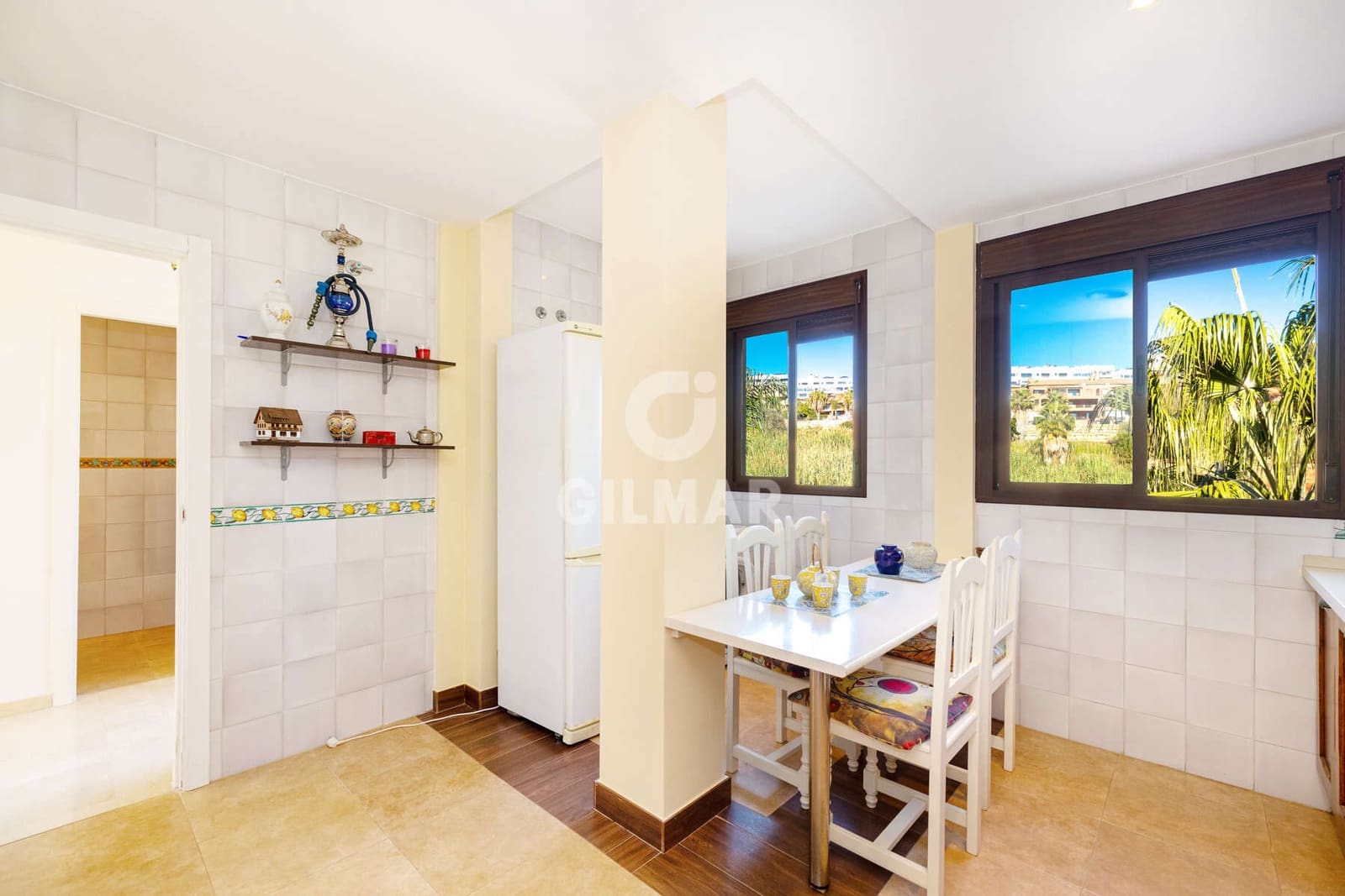 3 slaapkamer Penthouse te koop in Casares met zwembad garage - € 380.000 (Ref: 9343487)