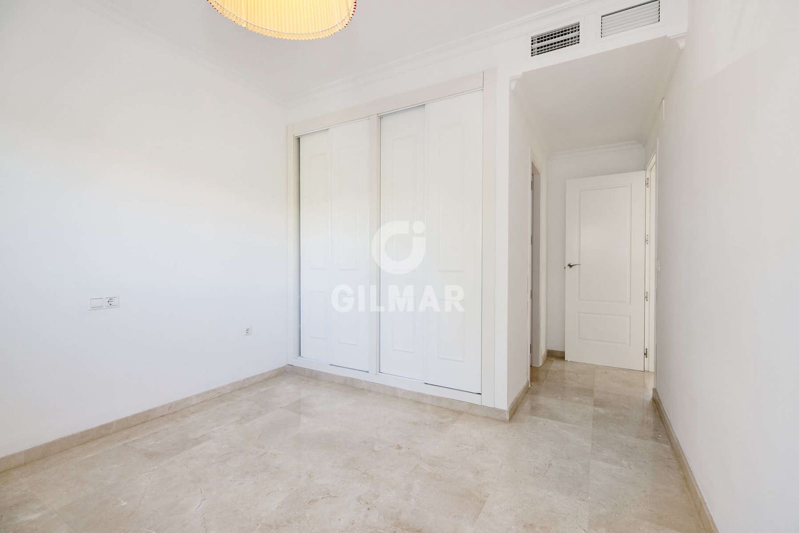 3 slaapkamer Penthouse te koop in Casares met zwembad garage - € 380.000 (Ref: 9343487)