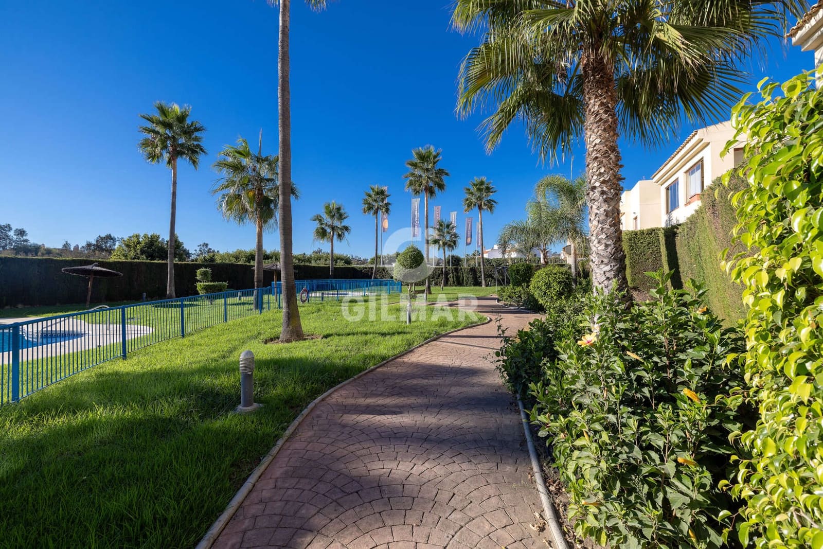 3 slaapkamer Penthouse te koop in Casares met zwembad garage - € 380.000 (Ref: 9343487)