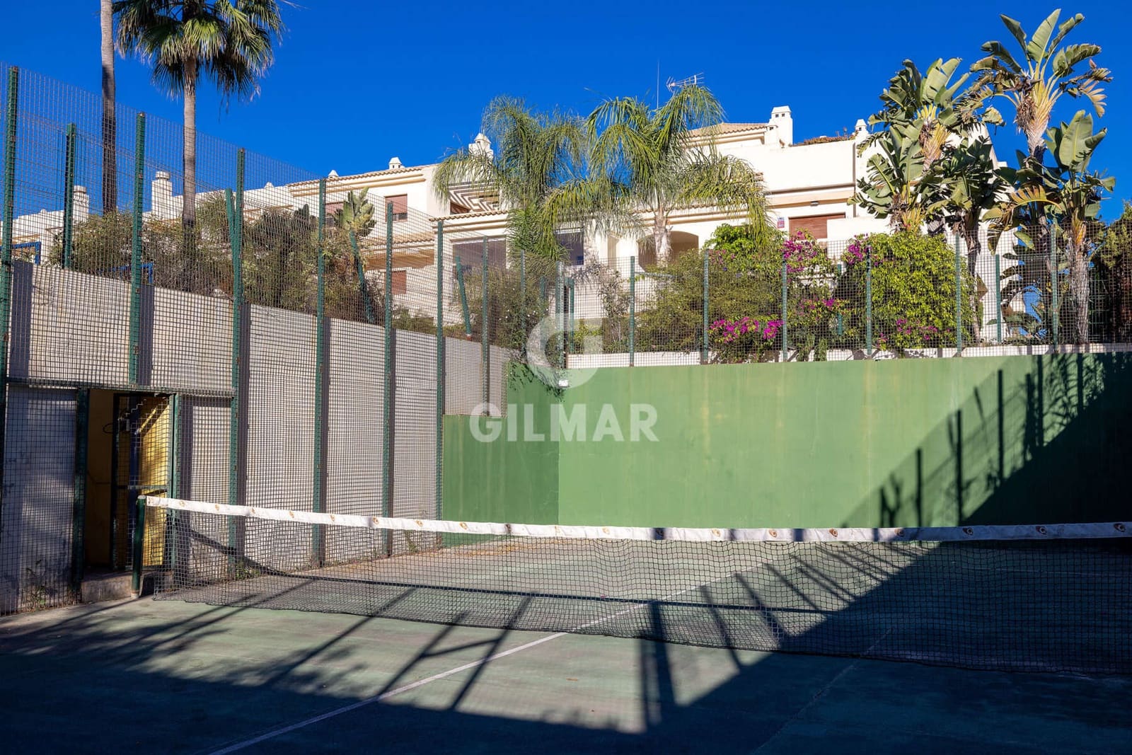 3 slaapkamer Penthouse te koop in Casares met zwembad garage - € 380.000 (Ref: 9343487)