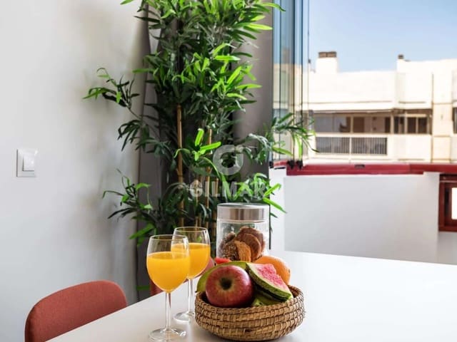 1 bedroom Flat for sale in Centro ciudad, Fuengirola - € 236,000 (Ref: 9343649)