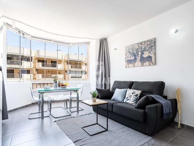 Piso de 1 habitación en Zona Puerto Deportivo, Fuengirola en venta con piscina - 239.000 € (Ref: 9343653)
