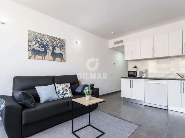 Piso de 1 habitación en Zona Puerto Deportivo, Fuengirola en venta con piscina - 239.000 € (Ref: 9343653)