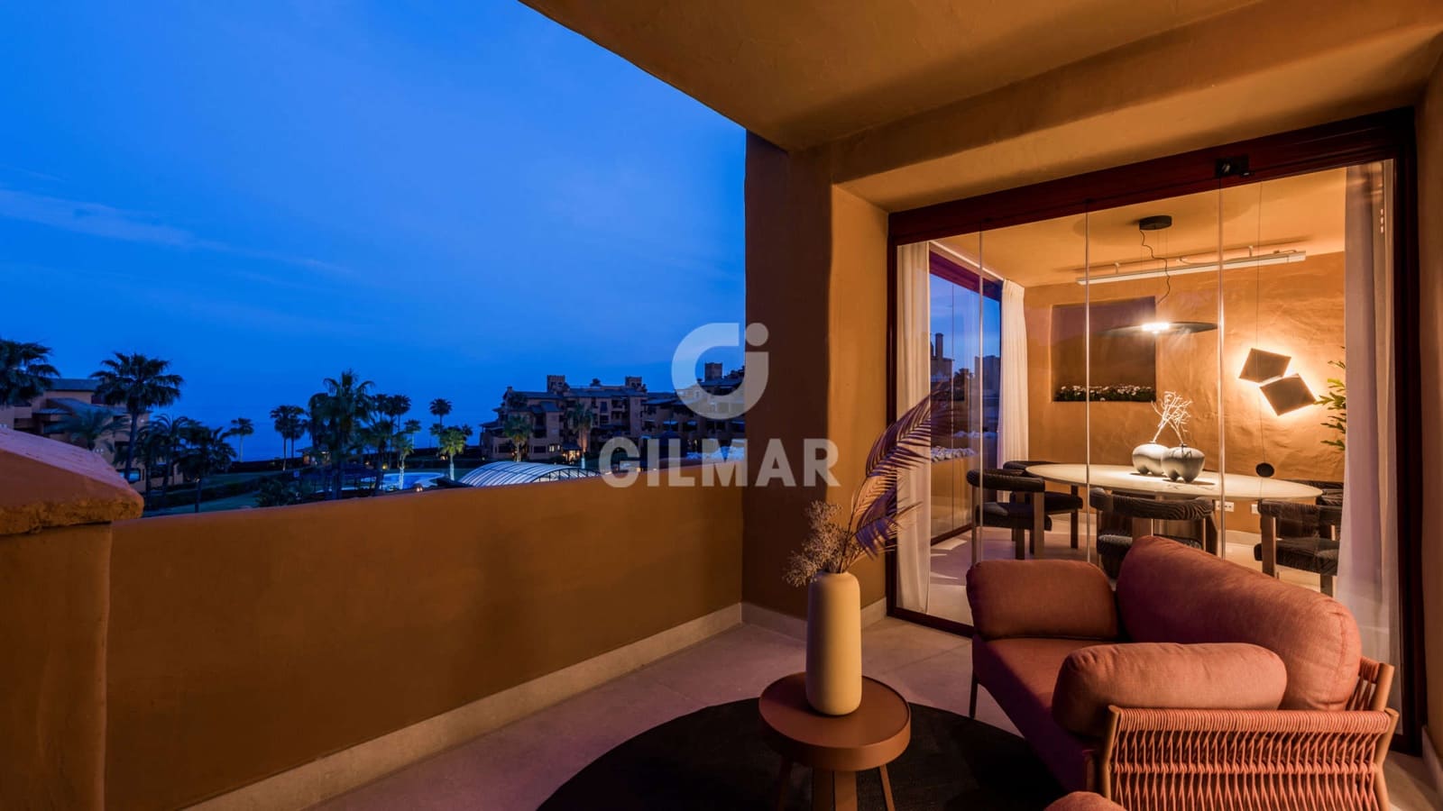3 bedroom Flat for sale in Estepona with pool garage - € 2,395,000 (Ref: 9347727)