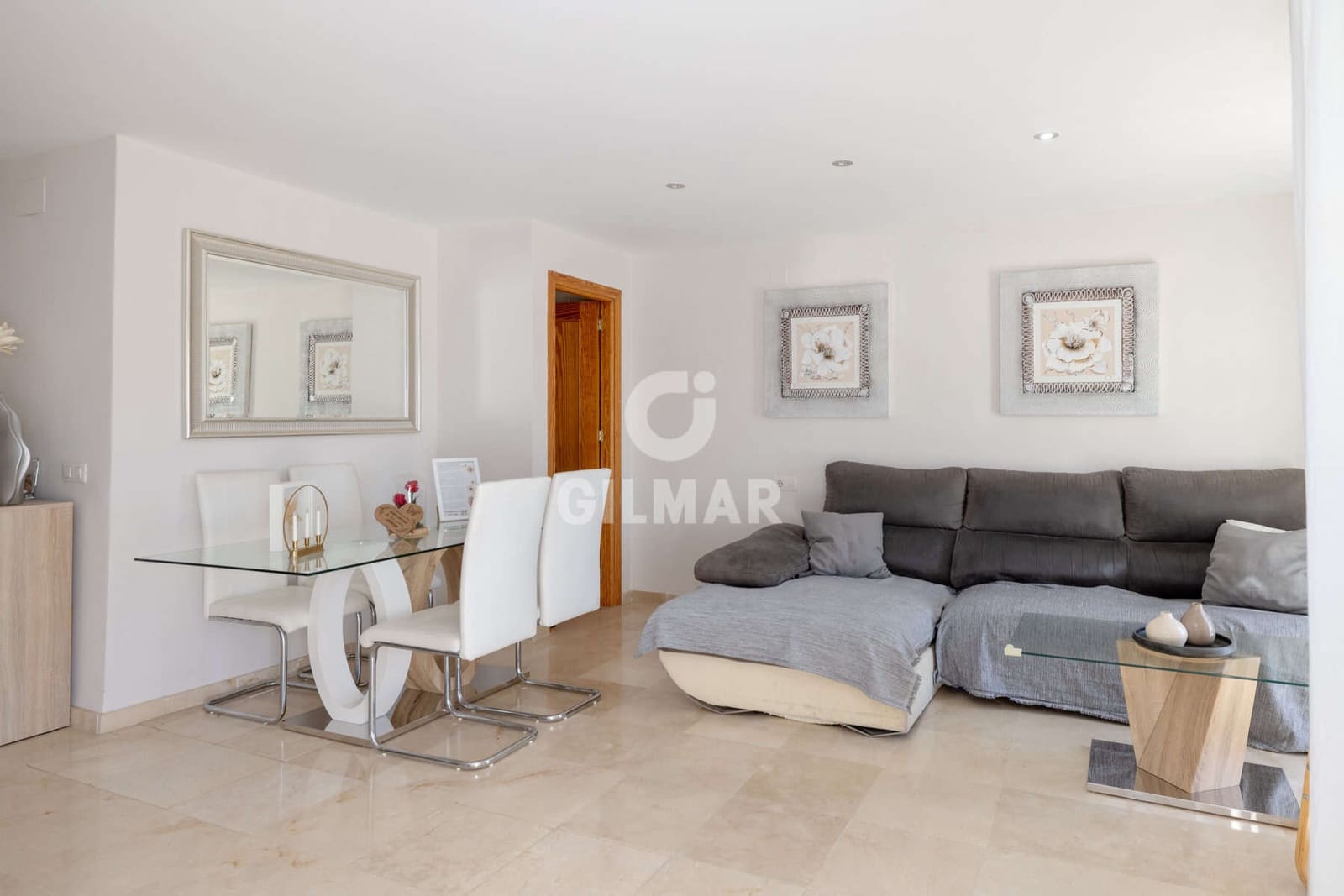 2 makuuhuone Asunto myytävänä paikassa Estepona - 349 000 € (Ref: 9347728)