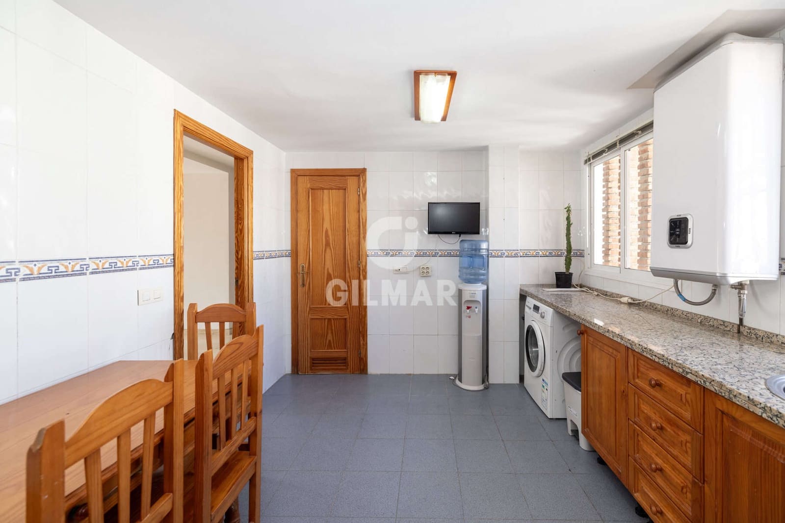 2 makuuhuone Asunto myytävänä paikassa Estepona - 349 000 € (Ref: 9347728)