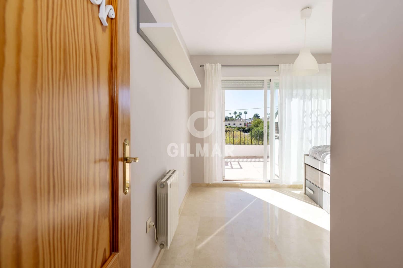 2 makuuhuone Asunto myytävänä paikassa Estepona - 349 000 € (Ref: 9347728)