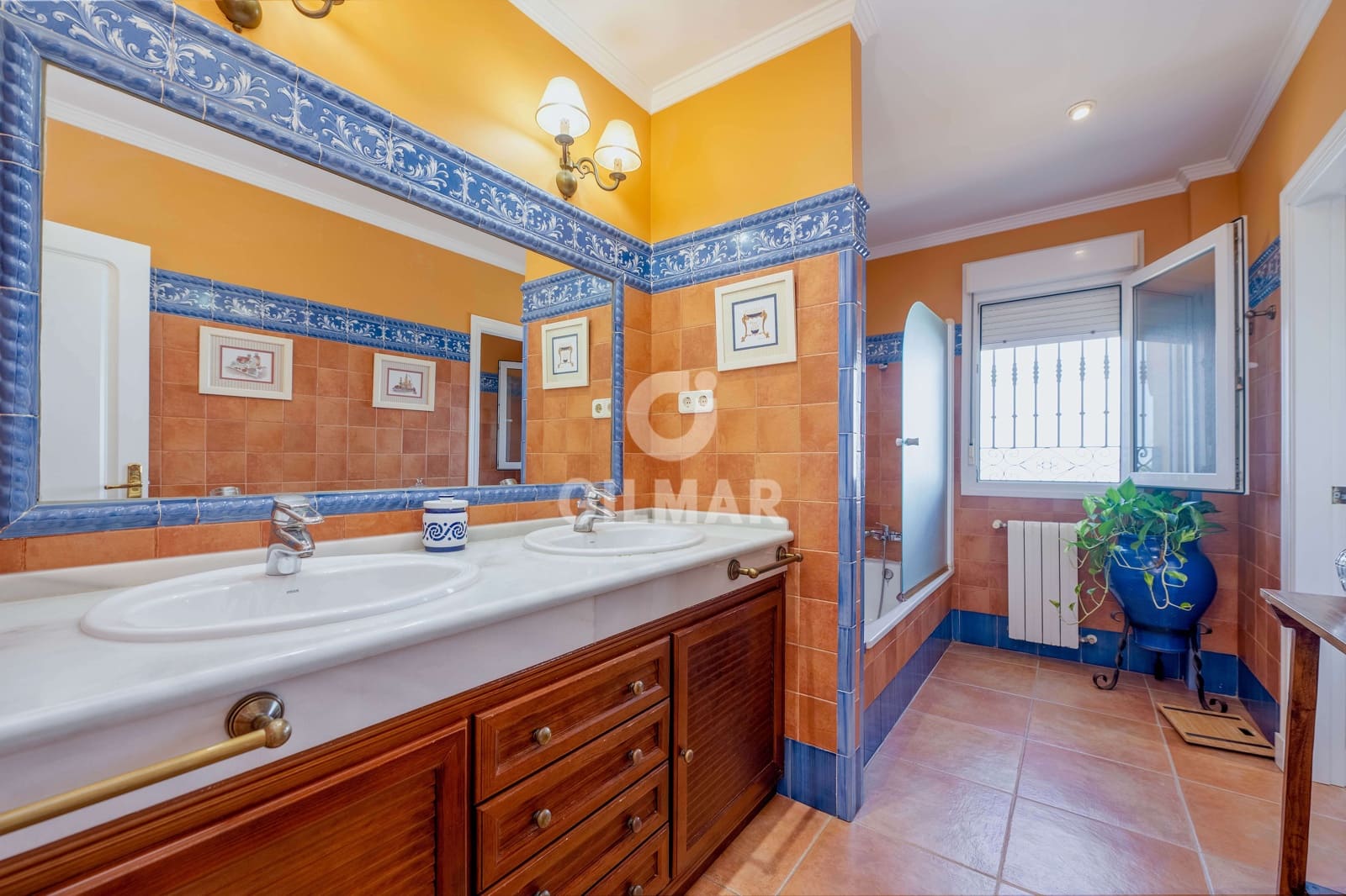 7 soveværelse Villa til salg i Novo Sancti Petri med swimmingpool garage - € 1.650.000 (Ref: 9352948)