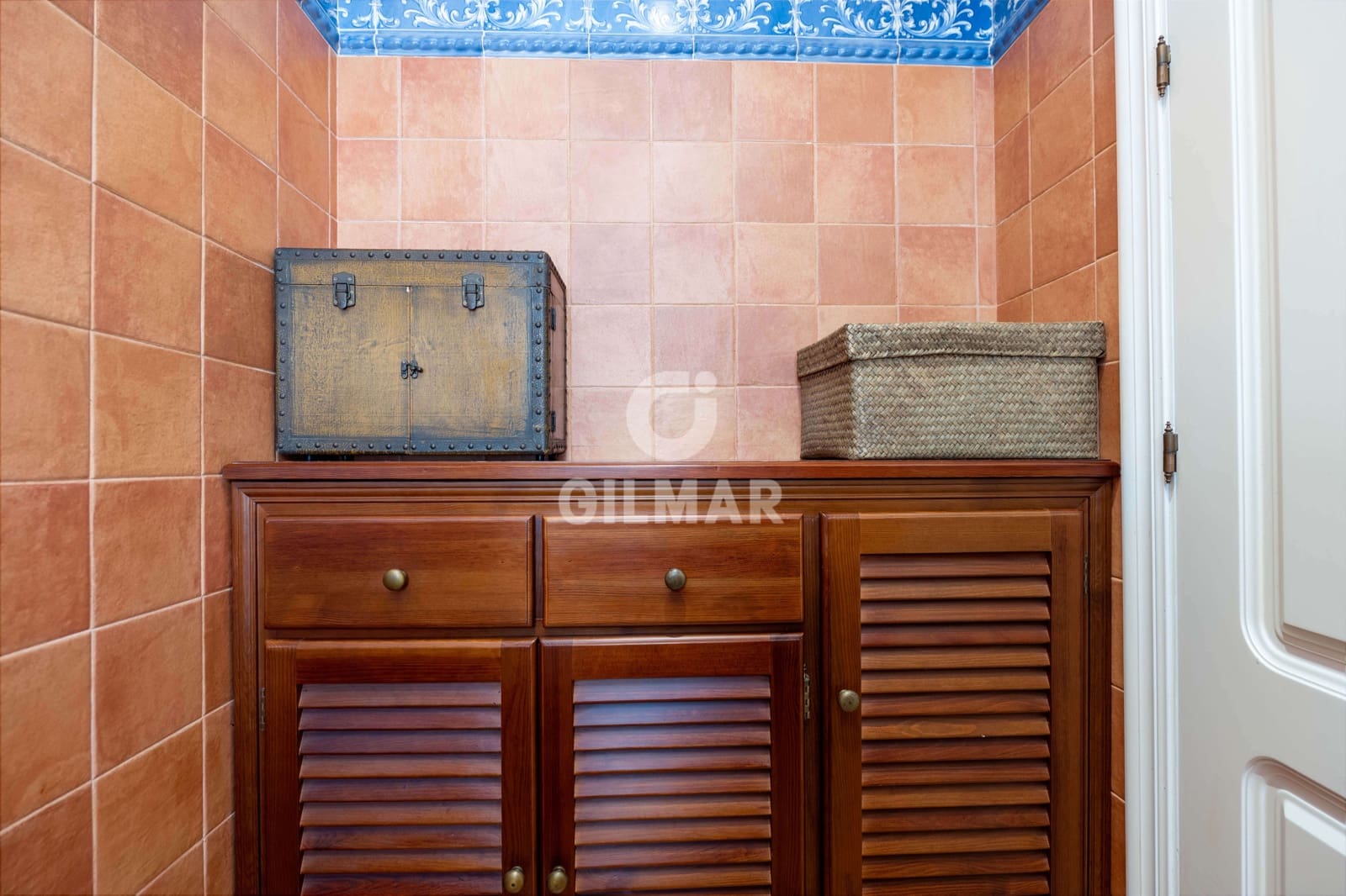 7 soveværelse Villa til salg i Novo Sancti Petri med swimmingpool garage - € 1.650.000 (Ref: 9352948)