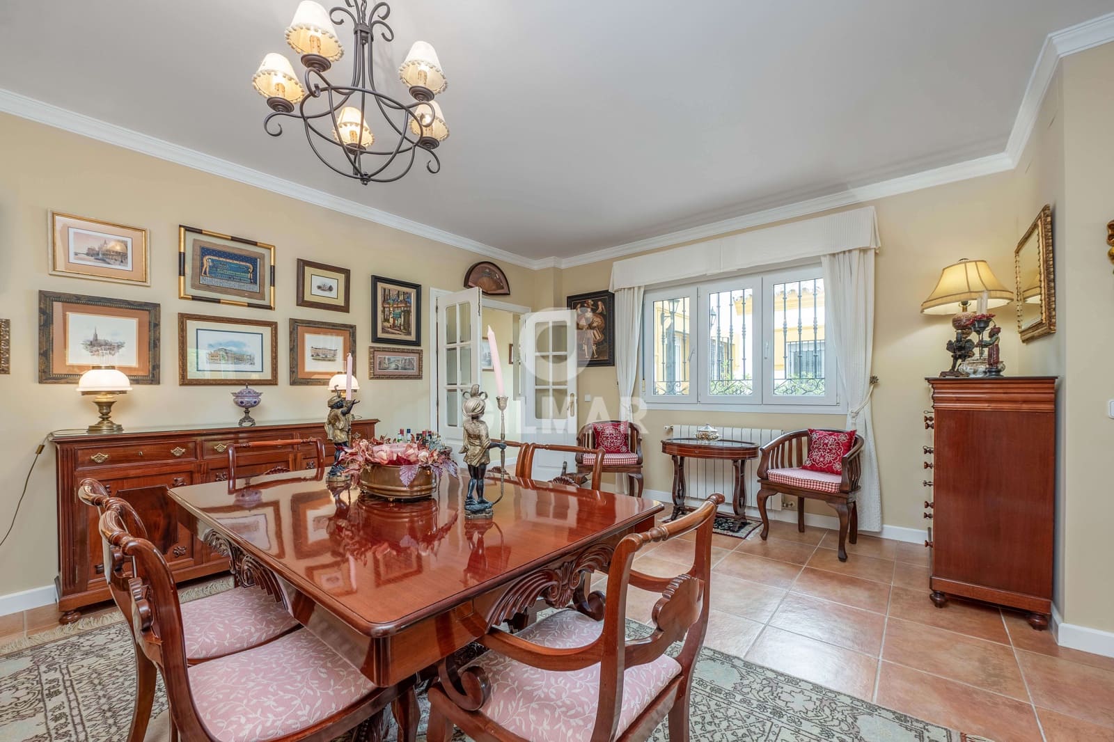 7 soveværelse Villa til salg i Novo Sancti Petri med swimmingpool garage - € 1.650.000 (Ref: 9352948)