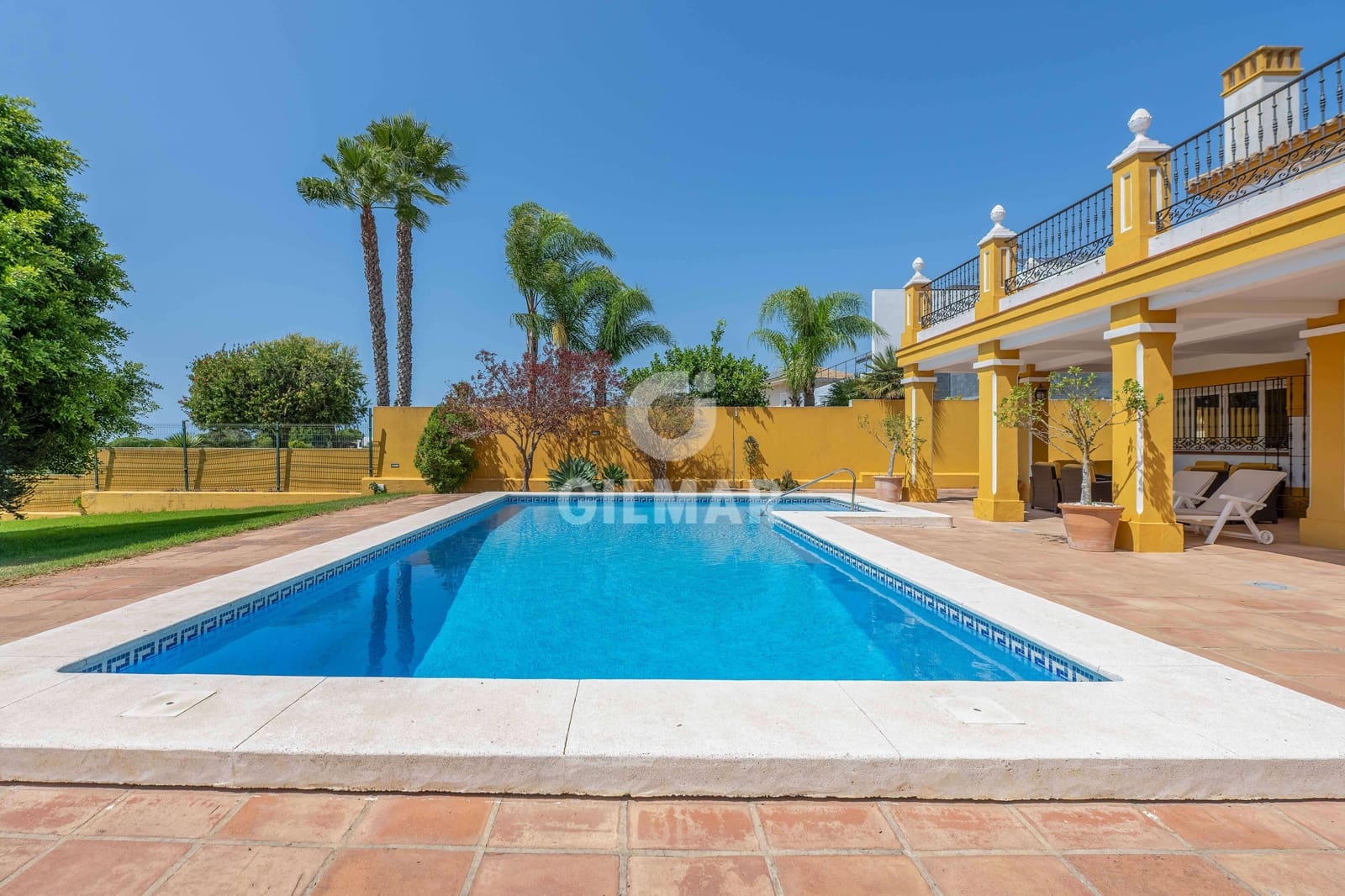 7 soveværelse Villa til salg i Novo Sancti Petri med swimmingpool garage - € 1.650.000 (Ref: 9352948)