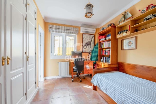 7 sypialnia Willa na sprzedaż w Novo Sancti Petri, Chiclana de la Frontera z basenem garażem - 1 650 000 € (Ref: 9352948)