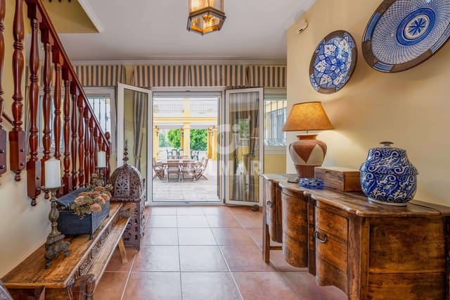 7 sypialnia Willa na sprzedaż w Novo Sancti Petri, Chiclana de la Frontera z basenem garażem - 1 650 000 € (Ref: 9352948)