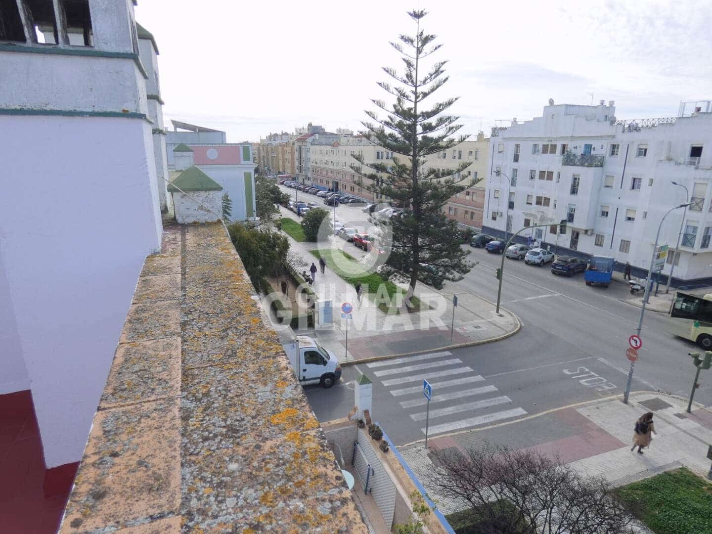 5 slaapkamer Rijtjeshuis te koop in El Puerto de Santa Maria - € 285.000 (Ref: 9357541)