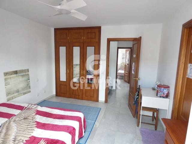 5 slaapkamer Rijtjeshuis te koop in El Puerto de Santa María - € 285.000 (Ref: 9357541)