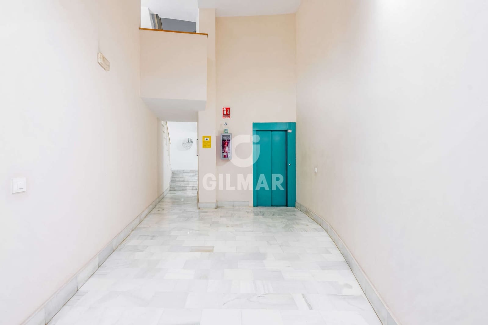 2 makuuhuone Kattohuoneisto myytävänä paikassa Sevilla kaupunki - 379 000 € (Ref: 9357914)