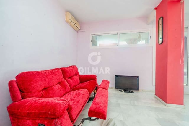 2 bedroom Penthouse for sale in La Calzada, Seville city - € 379,000 (Ref: 9357914)