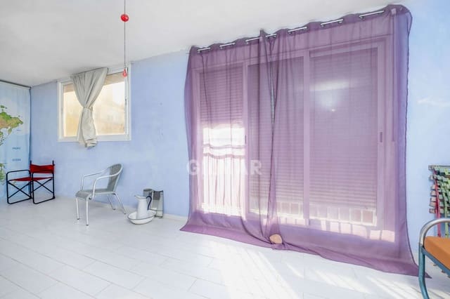 2 bedroom Penthouse for sale in La Calzada, Seville city - € 379,000 (Ref: 9357914)