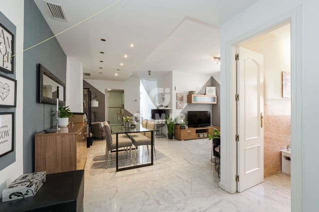 1 bedroom Penthouse for sale in Doctor Barraquer, G. Renfe, Policlínico, Seville city - € 268,000 (Ref: 9357915)