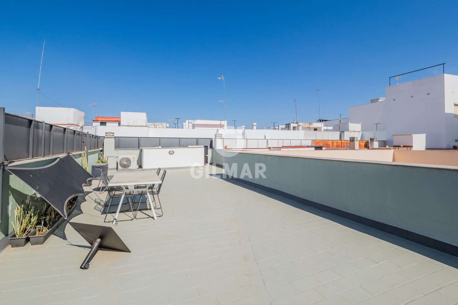 1 slaapkamer Penthouse te koop in Sevilla stad - € 268.000 (Ref: 9357915)