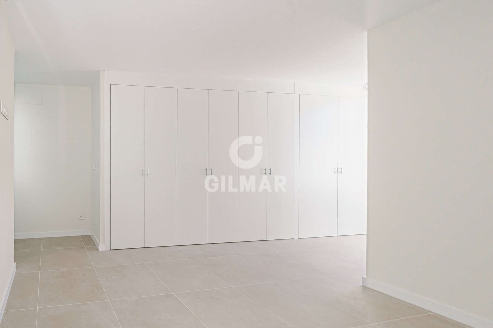 1 bedroom Penthouse for sale in Seville city with pool garage - € 409,000 (Ref: 9357916)