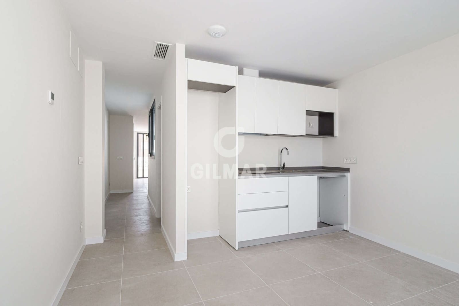 1 bedroom Penthouse for sale in Seville city with pool garage - € 409,000 (Ref: 9357916)