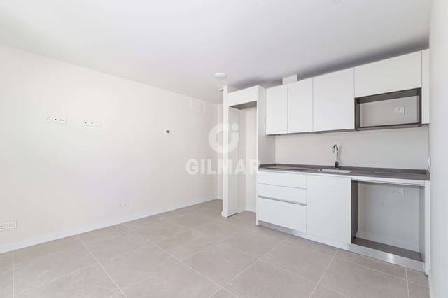 1 bedroom Penthouse for sale in Triana Este, Seville city with pool garage - € 409,000 (Ref: 9357916)