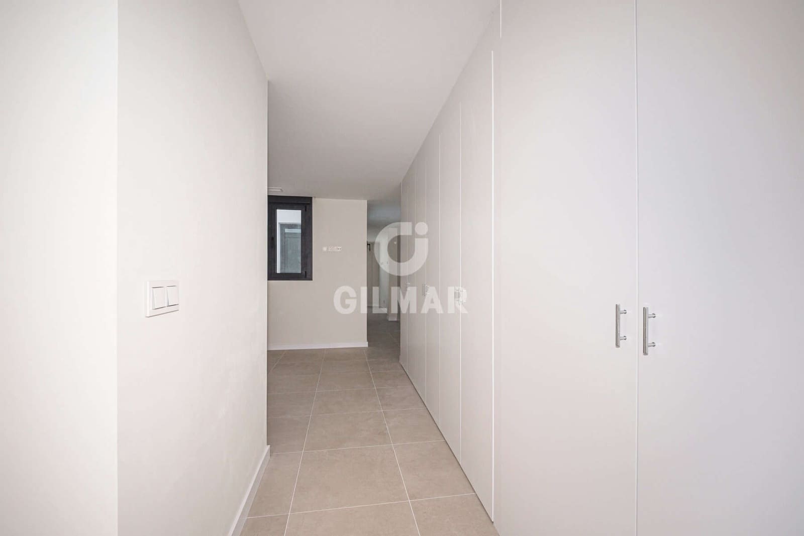 1 bedroom Penthouse for sale in Seville city with pool garage - € 409,000 (Ref: 9357916)