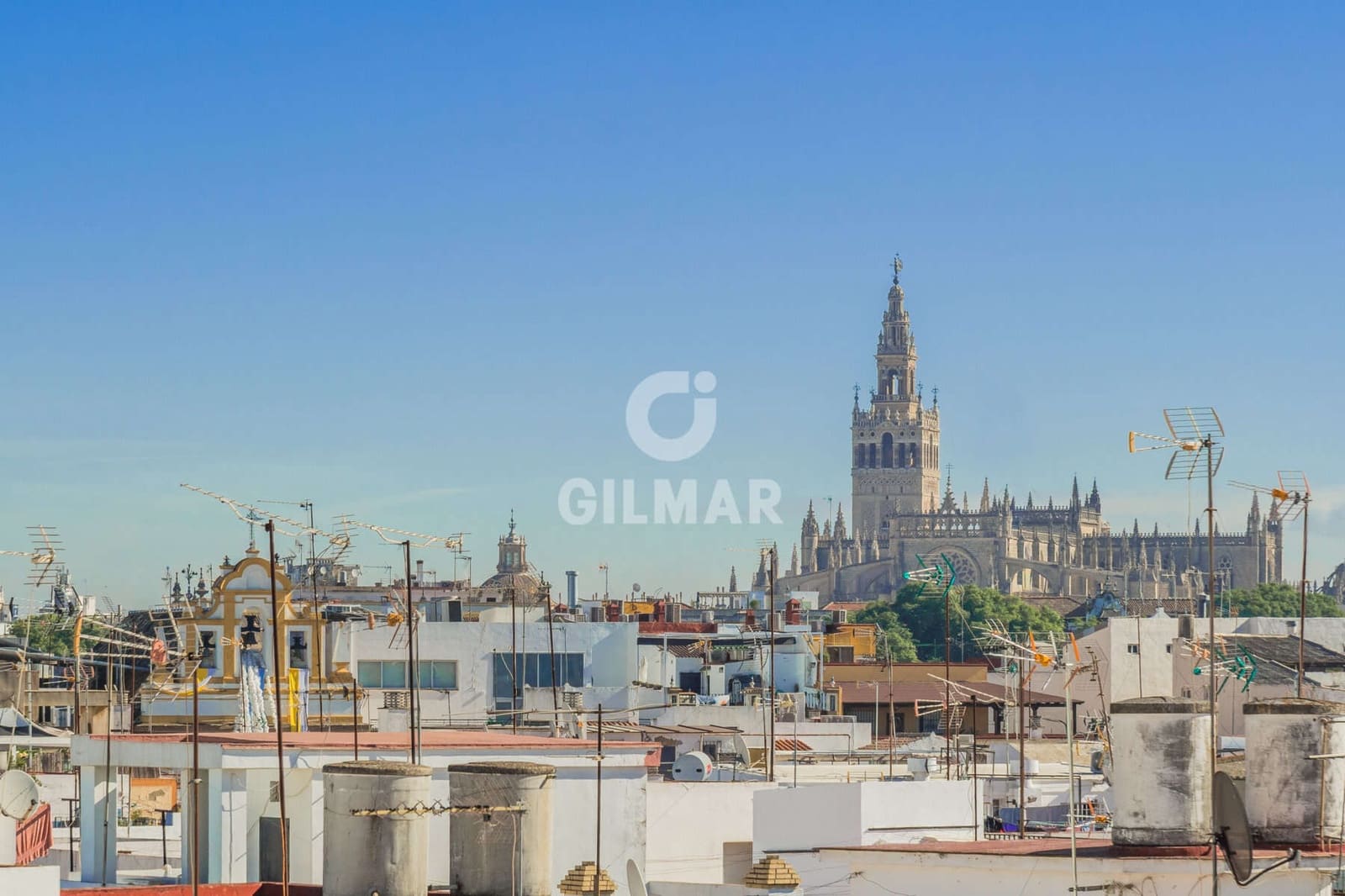 1 bedroom Penthouse for sale in Seville city with pool garage - € 409,000 (Ref: 9357916)