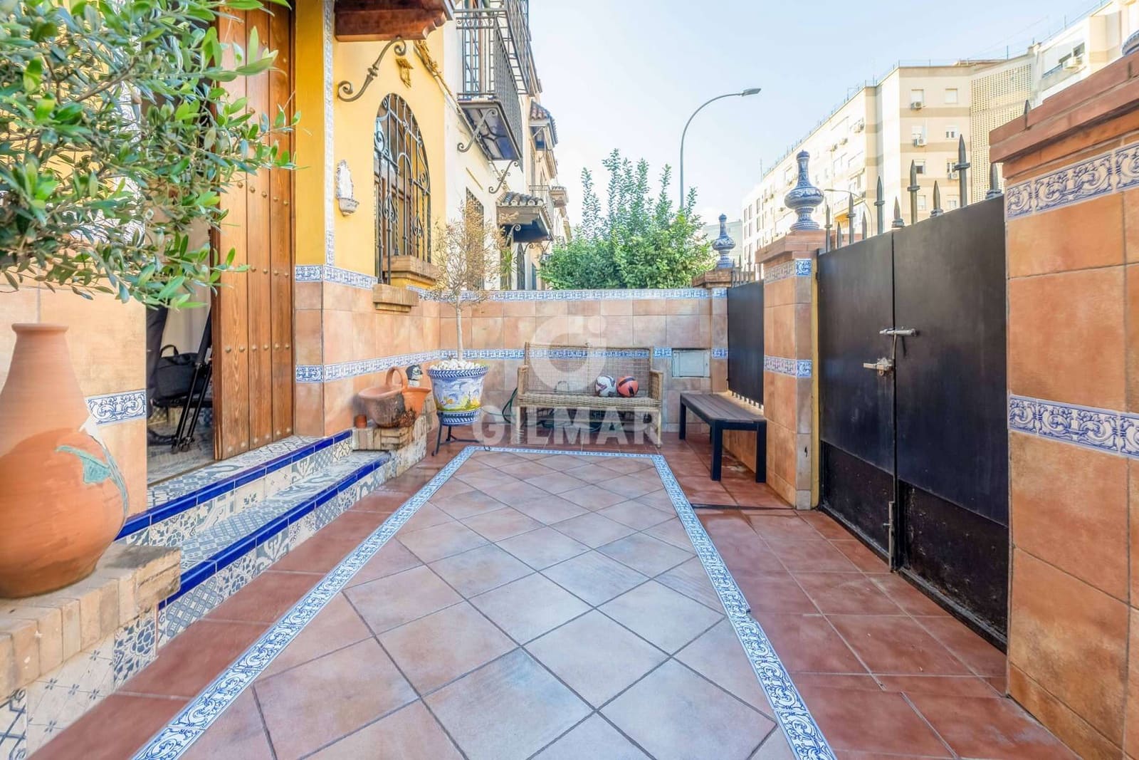 6 chambre Villa/Maison Mitoyenne à vendre à Seville ville - 569 000 € (Ref: 9357917)