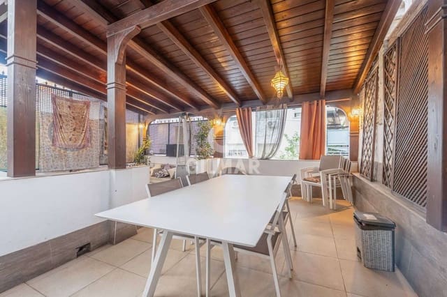 6 bedroom Terraced Villa for sale in El Juncal, Híspalis, Seville city - € 569,000 (Ref: 9357917)