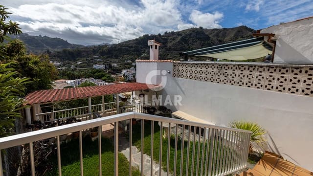 3 makuuhuone Rivitalo myytävänä paikassa Teror mukana 
autotalli - 240 000 € (Ref: 9363055)