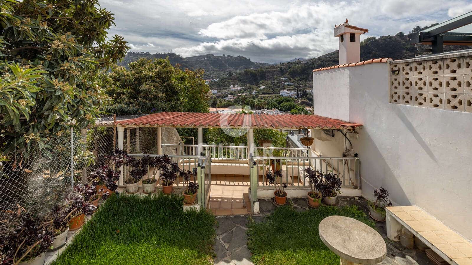 3 quarto Moradia em Banda para venda em Teror com garagem - 240 000 € (Ref: 9363055)