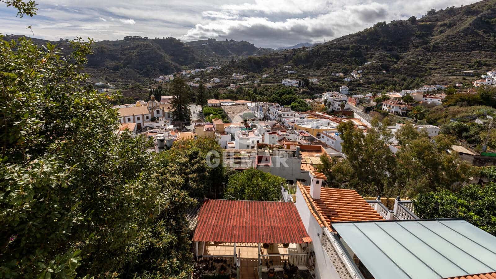 3 quarto Moradia em Banda para venda em Teror com garagem - 240 000 € (Ref: 9363055)