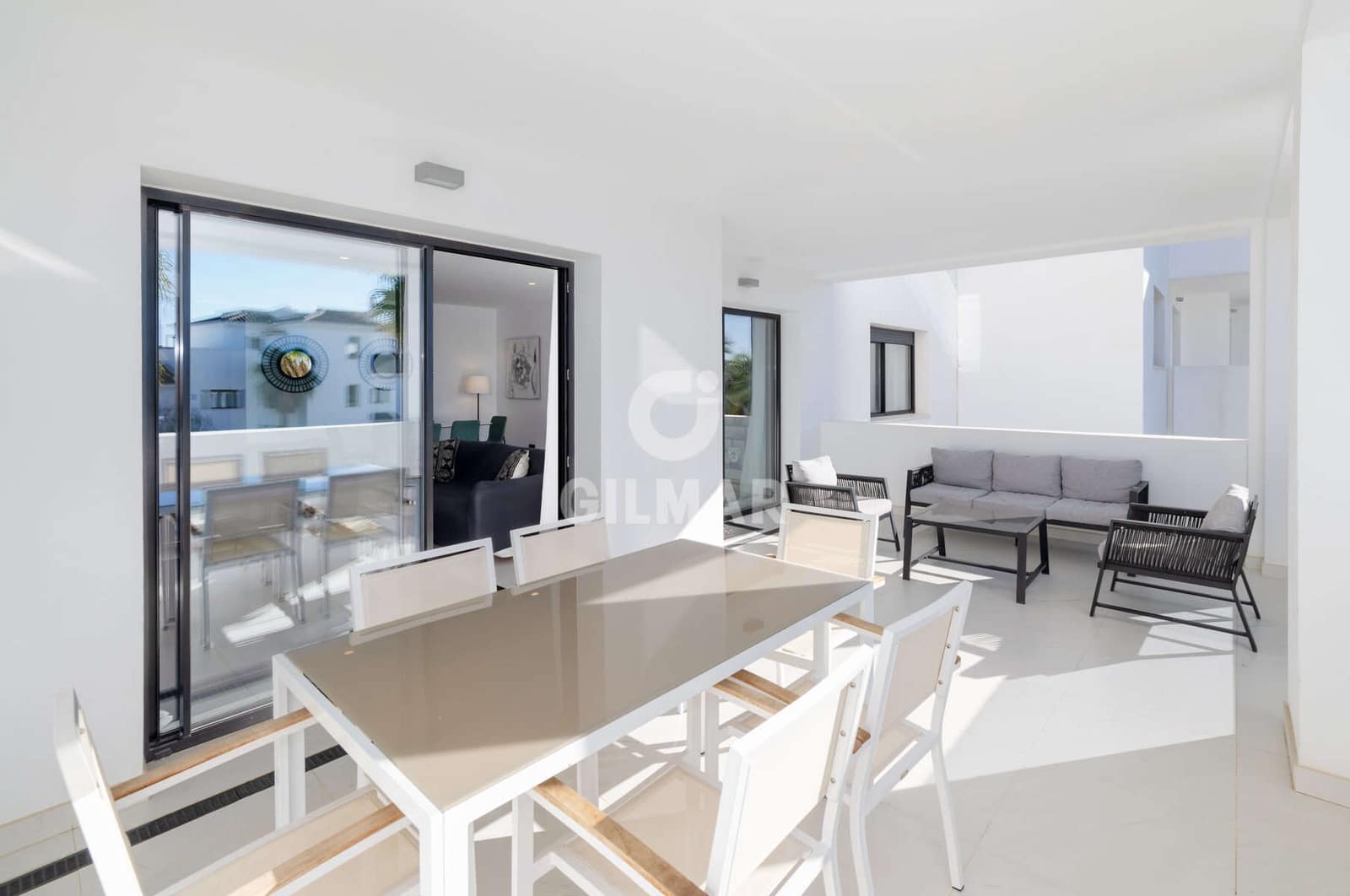 3 makuuhuone Asunto myytävänä paikassa Estepona mukana 
autotalli - 699 000 € (Ref: 9371521)