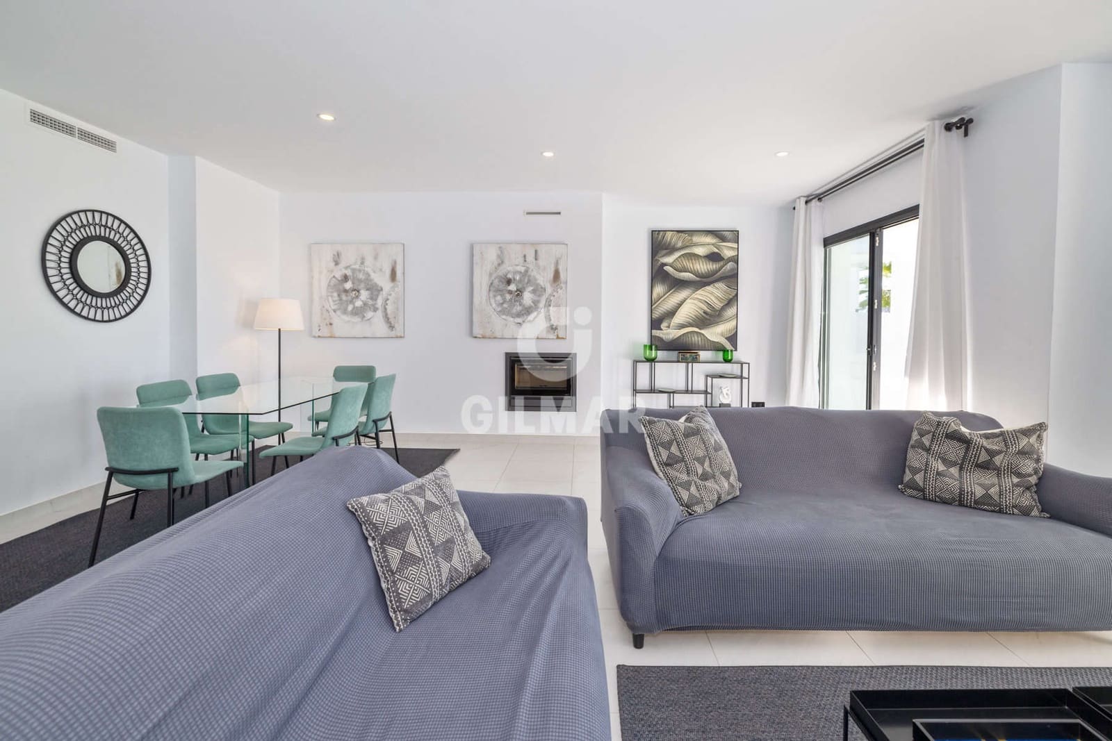 3 makuuhuone Asunto myytävänä paikassa Estepona mukana 
autotalli - 699 000 € (Ref: 9371521)