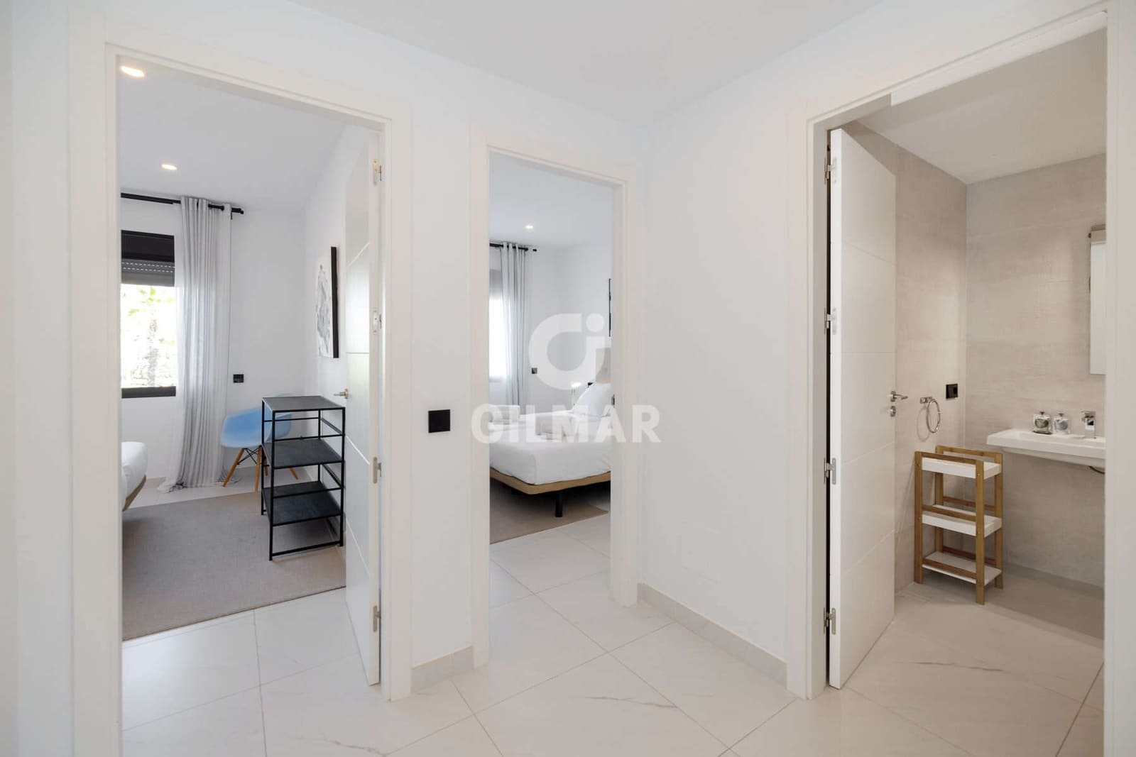 3 makuuhuone Asunto myytävänä paikassa Estepona mukana 
autotalli - 699 000 € (Ref: 9371521)