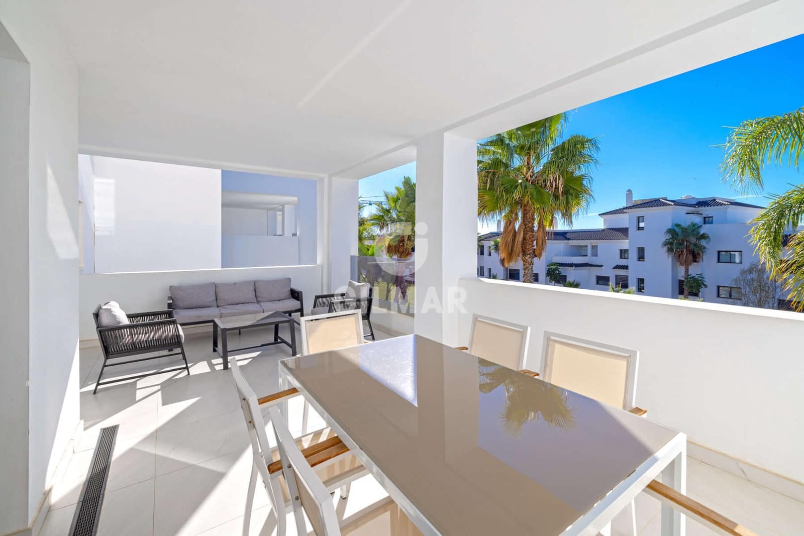 3 makuuhuone Asunto myytävänä paikassa Estepona mukana 
autotalli - 699 000 € (Ref: 9371521)