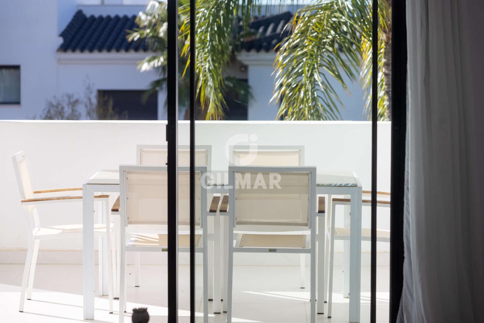 3 makuuhuone Asunto myytävänä paikassa Estepona mukana 
autotalli - 699 000 € (Ref: 9371521)